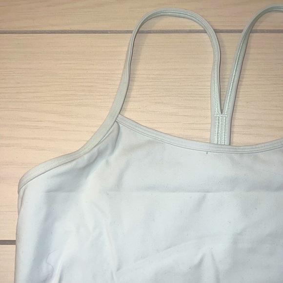 Lululemon Power-Y Tank - Picture 2 of 4